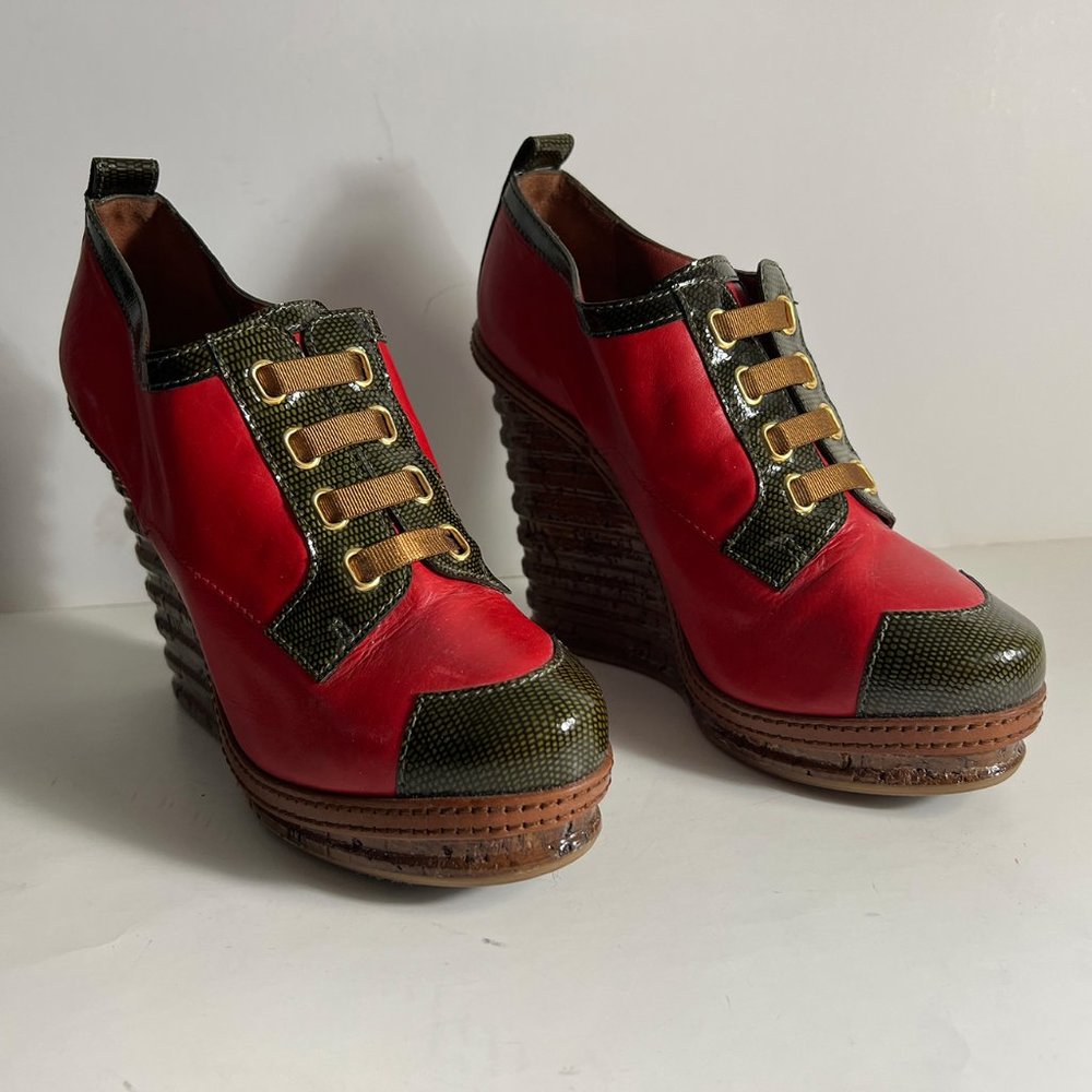 Mark Jacobs platform shoes.
